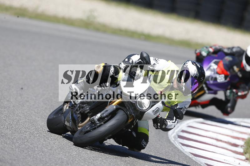 Archiv-2025/48 25.08.2025 Cornu Master School ADR/gruen-vert/0-1